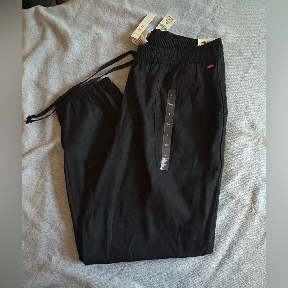 PINK Victoria's Secret Black Easy Joggers New with Tags Size Large